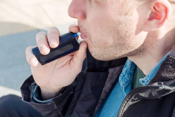 xoilac 1 review and buying guide for puff bar e-cigarettes exploring flavor trends safety tips and where to buy