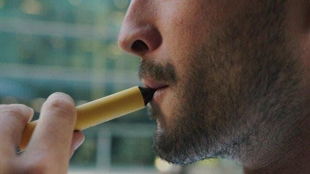 xoilac tv explores frictionless e-cigarette payment processing methods and compliance tips