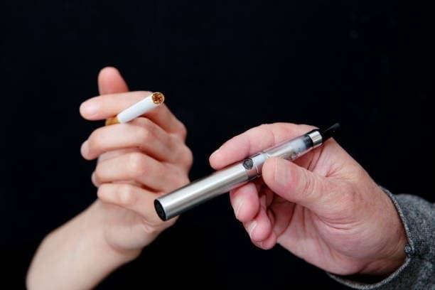 Vape risks explained do e cigarettes cause high blood pressure and can Vape use raise blood pressure