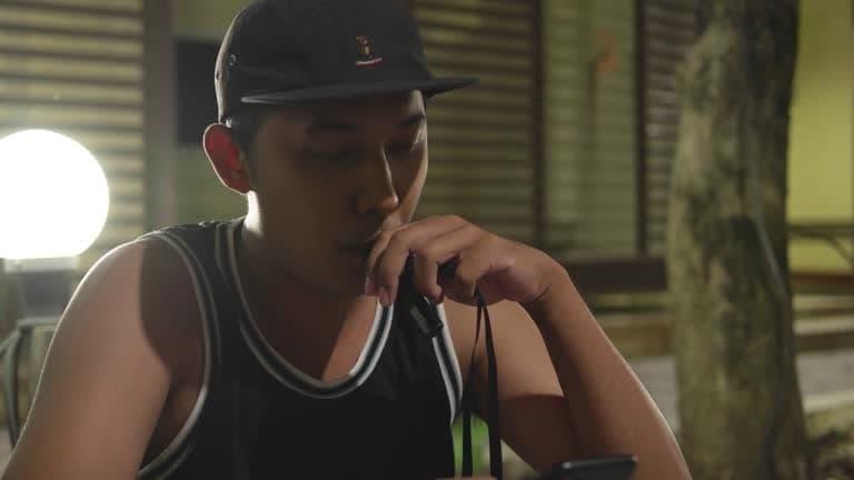 trực tiếp đá gà c3 livestreams go viral as e cigarette meme sparks debate across platforms