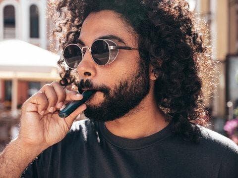 Where to watch xem truc tiep bong da today and how to choose from the top ten e cigarettes for vaping beginners