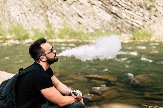 Comprehensive Poker Trực Tuyến Guide and Practical Legal Insights - is it legal to sell e cigarettes online