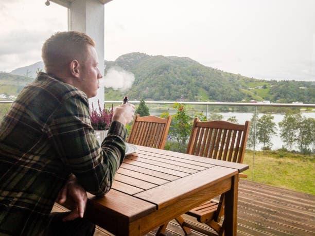 Unexpected Connections Between xem bóng đá hôm nay and e-cigarettes canada Trends for Fans and Vapers