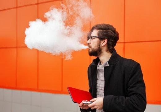 E-Cigarette News spotlights heated tobacco vs. e-cigarette comparisons for consumers choosing alternatives